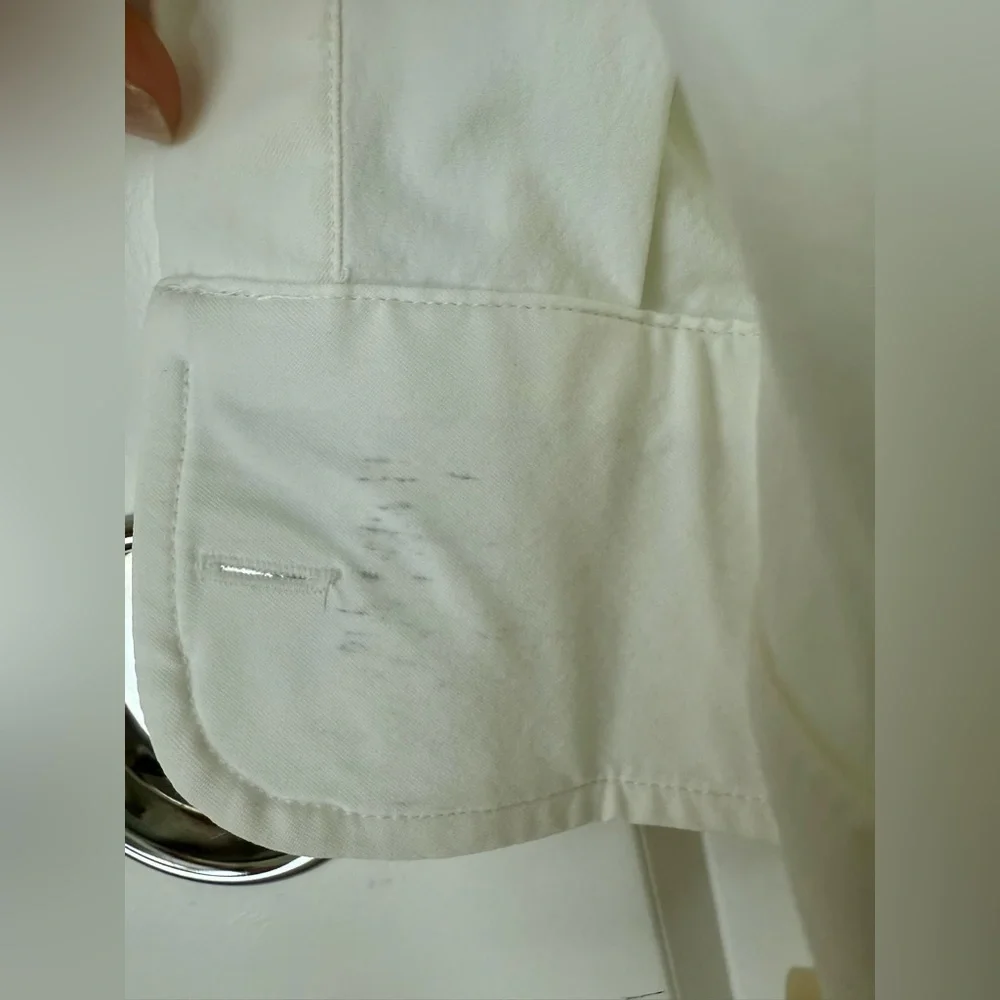 UNTUCKit White Dress Shirt, Slim fit - Picture 6 of 8